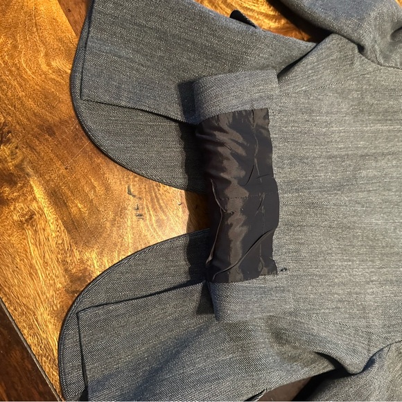 Theory smart little jacket size 4 EUC. - Picture 7 of 7